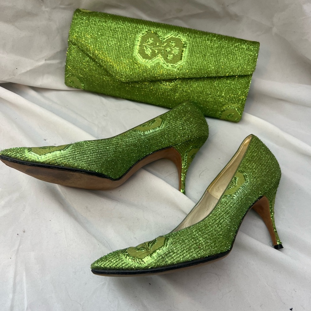 Rare! 5 piece 1950’s-60’s vintage metallic green brocade dress shoes clutch belt